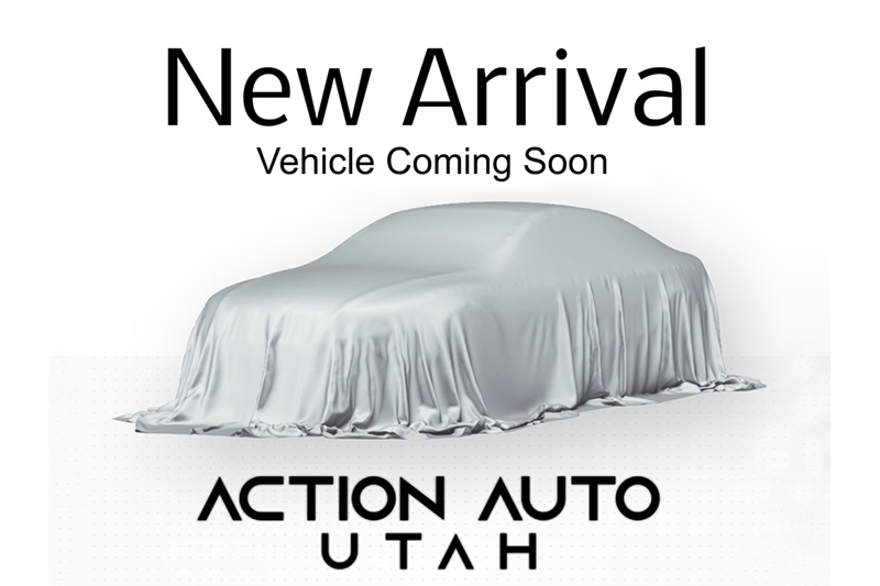 White 2023 Toyota Corolla Cross XLE FWD SUV / Crossover Front-Wheel Drive Automatic